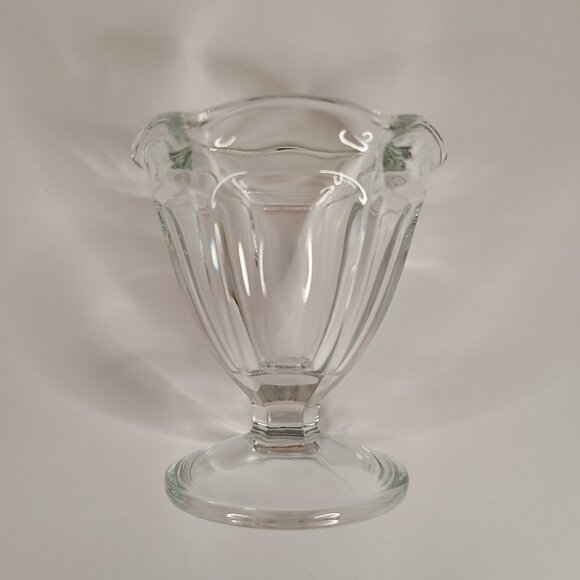 4 Vintage Anchor Hocking Tulip Dessert Dishes Clear Glass 4" Tall - Picture 3 of 4